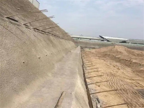 六枝特区河道边坡加固
